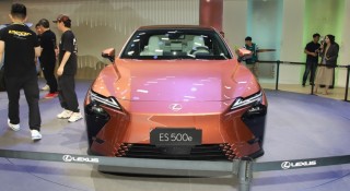 Lexus ES thế hệ mới 'rục rịch' ra mắt Việt Nam: Có 2 bản hybrid và 1 bản thuần điện, dự kiến bàn giao vào tháng 8/2026